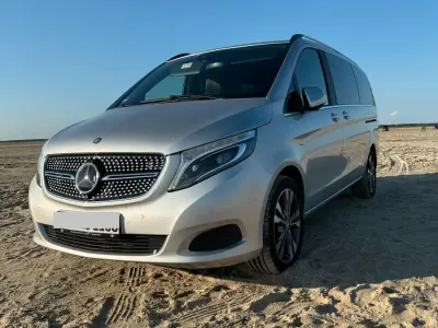 Gebraucht Mercedes V250 Avantgarde 190 PS (139 kW) 2014 Silber Van / Kleinbus