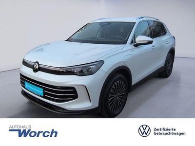 Oryxweiß perlmutteffekt Gebraucht 2024 VW Tiguan Elegance SUV | 46.789 € (Fairer Preis)