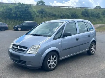 Gebraucht Opel Meriva 87 PS (63 kW) 2004 Silber Van / Kleinbus