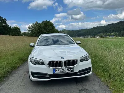 Gebraucht BMW 520 190 PS (139 kW) 2016 Weiß Kombi