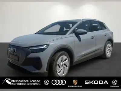 Gebraucht Audi Q4 e-tron Comfort 125 kW (170 PS) 2023 Kieselgrau SUV