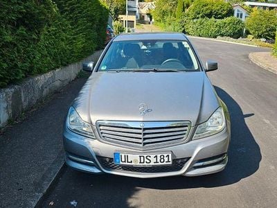 Mercedes 200