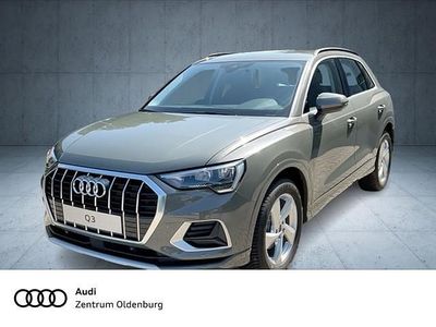 Grau Neu 2026 Audi Q3 Advanced SUV | 47.990 € (Teuer)