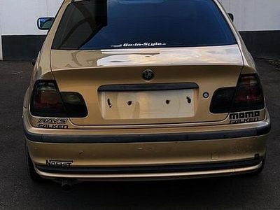 Gebraucht BMW 316 105 PS (77 kW) 2000 Gold Limousine