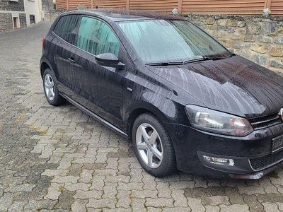Schwarz Gebraucht 2013 VW Polo Comfortline Kleinwagen | 4.680 € (Etwas zu teuer)