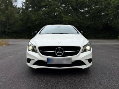 Mercedes CLA220