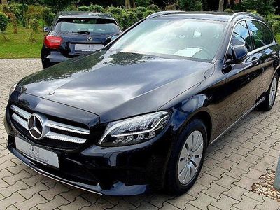 Gebraucht Mercedes C200 Business 184 PS (135 kW) 2018 Obsidianschwarz Kombi