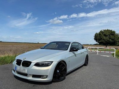 Silber Gebraucht 2007 BMW 335 Cabriolet Performance Cabrio | 15.000 € (Etwas zu teuer)