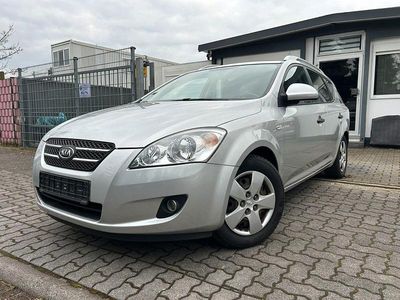 Gebraucht Kia Ceed 126 PS (92 kW) 2009 Silber Kleinwagen