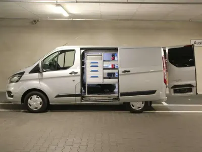 Gebraucht Ford Transit Custom 131 PS (96 kW) 2020 Polarsilber metallic Van