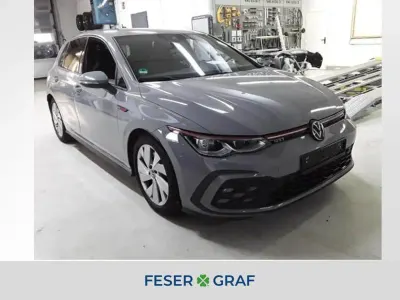 Gebraucht VW Golf VIII GTI 245 PS (180 kW) 2024 Mondsteingrau Limousine