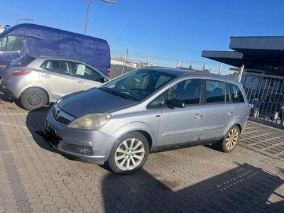 Gebraucht Opel Zafira 140 PS (102 kW) 2009 Grau Van / Kleinbus
