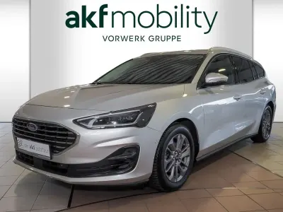 Gebraucht Ford Focus Titanium 116 PS (85 kW) 2024 Polarsilber metallic Kombi