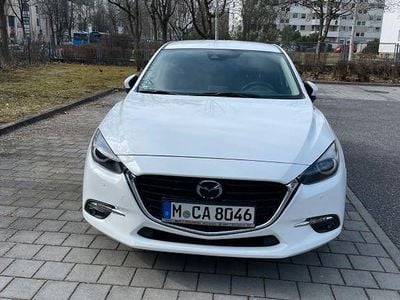 Gebraucht Mazda 3 Sports-Line 120 PS (88 kW) 2018 Weiß Limousine