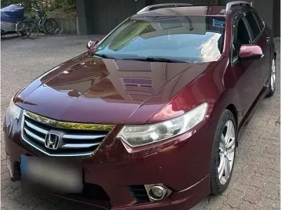 Gebraucht Honda Accord Type S 132 PS (97 kW) 2011 Rot Kombi