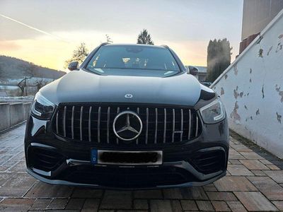 Schwarz Gebraucht 2021 Mercedes GLC63 AMG AMG SUV | 76.750 €