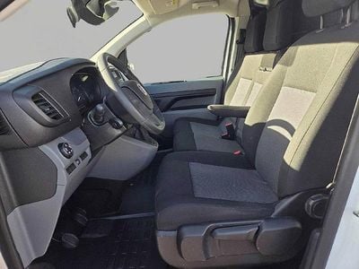 Second-hand Fiat Scudo 120 CP (88 kW) 2022 Alb Van