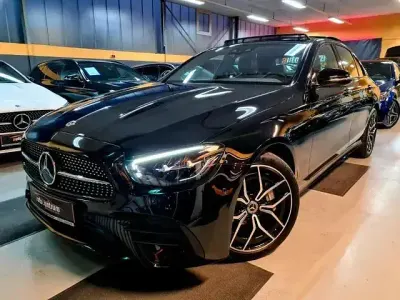 Gebraucht Mercedes E300 AMG 194 PS (142 kW) 2022 Schwarz Limousine
