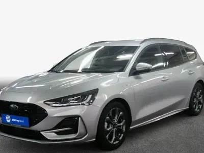 Gebraucht Ford Focus ST-Line X 155 PS (114 kW) 2025 Moondust silver (metallic) Kombi