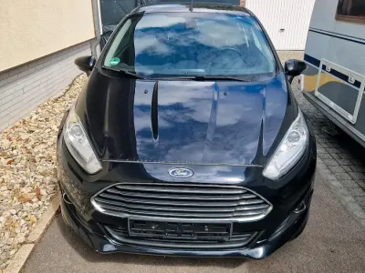 Gebraucht Ford Fiesta 125 PS (91 kW) 2013 Schwarz Kleinwagen