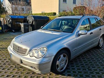 Używany Mercedes C180 147 KM (108 kW) 2003 Srebrny Kombi