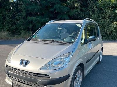 Peugeot 1007