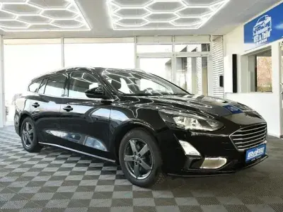 Używany Ford Focus 125 KM (91 kW) 2019 Czarny Sedan/Limuzyna