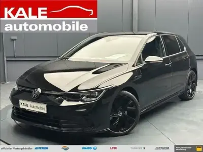 Gebraucht VW Golf VIII Style 150 PS (110 kW) 2024 Grenadillschwarz metallic Limousine