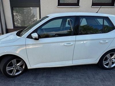 Gebraucht Skoda Fabia Active 75 PS (55 kW) 2017 Weiß Limousine