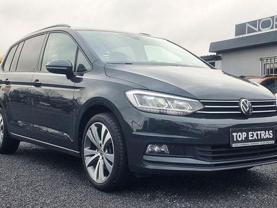 Gebraucht VW Touran Comfortline 122 PS (89 kW) 2022 Grau Van / Kleinbus