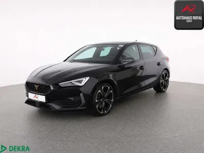 Gebraucht Cupra Leon VZ 300 PS (220 kW) 2024 Mitternachtsschwarz Limousine
