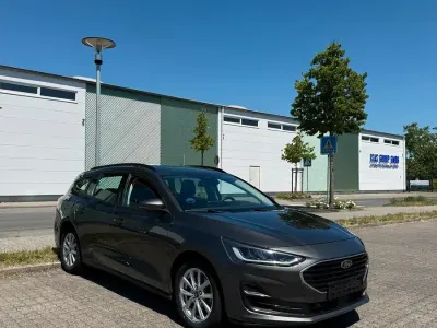 Gebraucht Ford Focus 120 PS (88 kW) 2022 Grau Kombi
