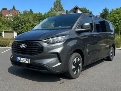Gebraucht Ford Transit Custom 150 PS (110 kW) 2025 Grau Van