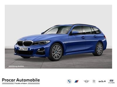 Gebraucht BMW 330 M Sport 184 PS (135 kW) 2022 Blau Kombi