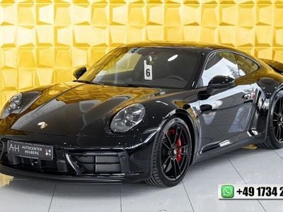 Porsche 911 Carrera 4 GTS