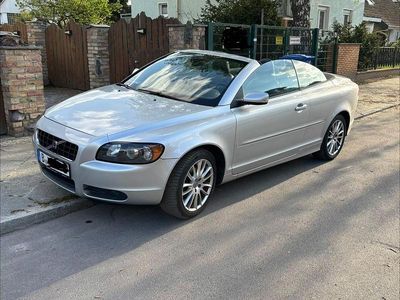 Second-hand Volvo C70 Momentum 140 CP (102 kW) 2006 Argintiu Cabrio