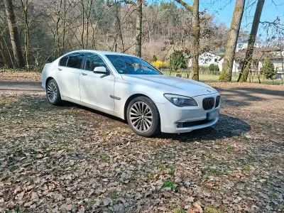 Usata BMW 730 245 CV (180 kW) 2011 Bianco Berlina