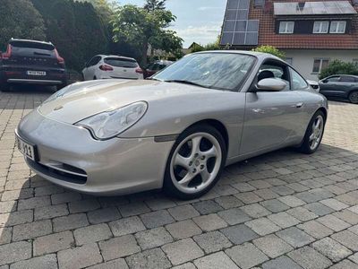 Porsche 911 Carrera