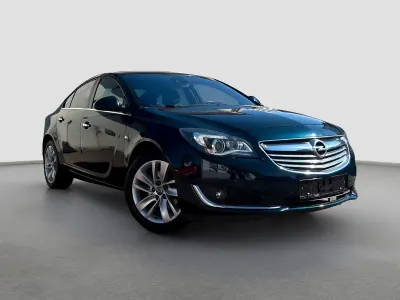 Używany Opel Insignia 170 KM (125 kW) 2014 Zielony Sedan/Limuzyna