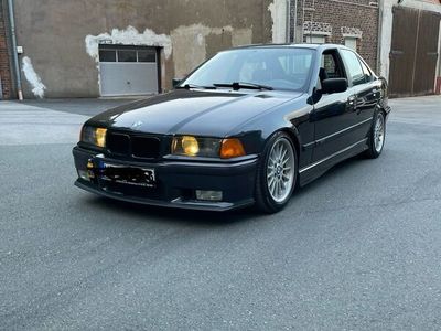 gebraucht BMW 325 e36 i Limousine clubsport m50b25