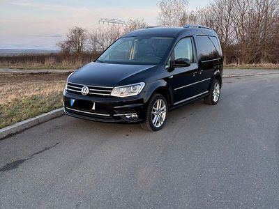 Gebraucht VW Caddy Highline 150 PS (110 kW) 2017 Schwarz Van / Kleinbus