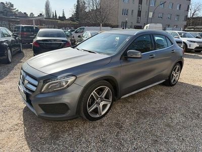 Gebraucht Mercedes GLA200 AMG line 136 PS (100 kW) 2016 Grau SUV