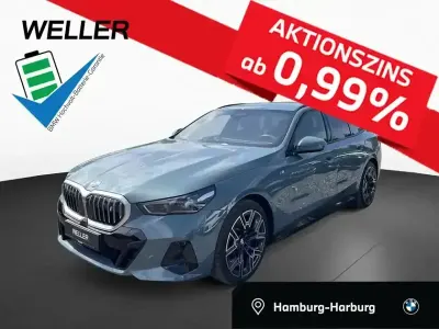 Gebraucht BMW i5 M Sport 250 kW (340 PS) 2025 Cape york grün (grün) Kombi
