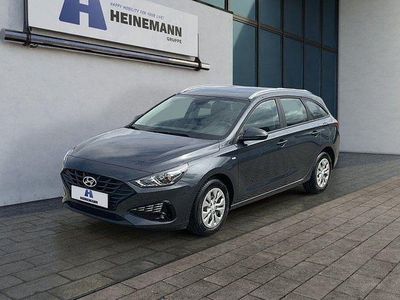 Dark knight Gebraucht 2022 Hyundai i30 Select Kombi | 18.990 € (Fairer Preis)