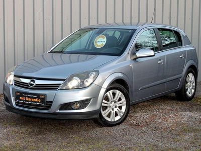 Usata Opel Astra Innovation 116 CV (85 kW) 2009 Argento Utilitaria