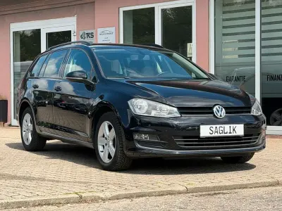 Gebraucht VW Golf VII Comfortline 122 PS (89 kW) 2013 Schwarz Kombi
