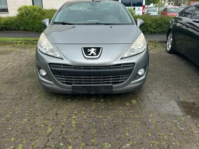 Gebraucht Peugeot 207 CC Roland Garros 120 PS (88 kW) 2011 Grau Cabrio