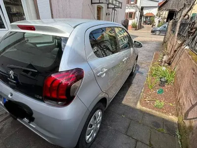 Second-hand Peugeot 108 Active 72 CP (52 kW) 2020 Gri Hatchback