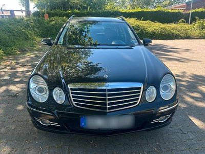 Mercedes E200