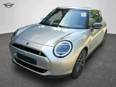 Gebraucht Mini Cooper SE Favoured 160 kW (218 PS) 2025 Grau Kleinwagen